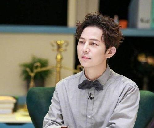 最新爆料何炅视频大全,笑点满满，温馨瞬间大盘点